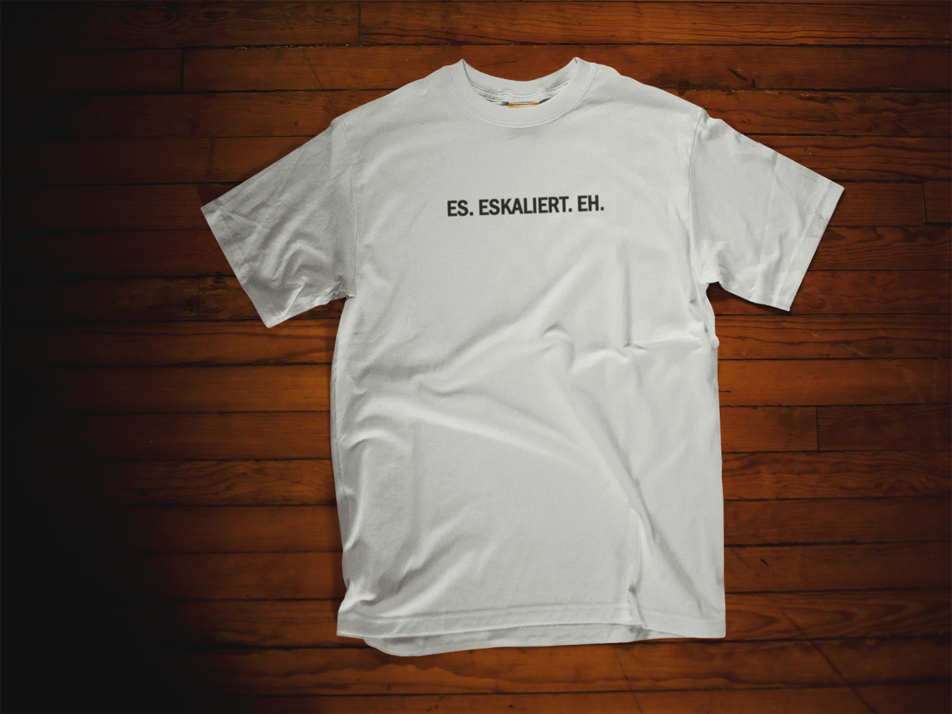 ES. ESKALIERT. EH.  T-Shirt I Unisex